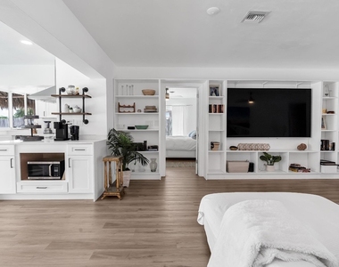 2233 Se 15th Street - Photo Thumbnail 23