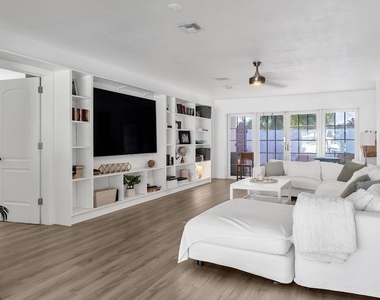 2233 Se 15th Street - Photo Thumbnail 20