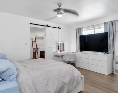 2233 Se 15th Street - Photo Thumbnail 40