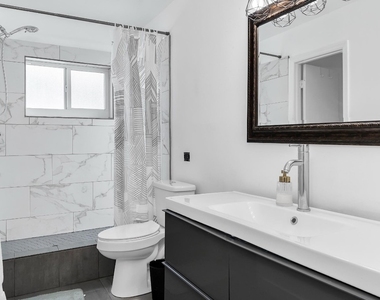 2233 Se 15th Street - Photo Thumbnail 38