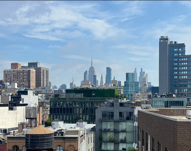 Bleeker Street - Photo Thumbnail 5