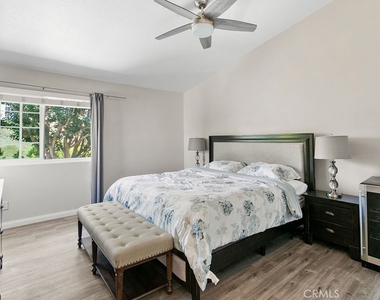19 Dover Pl - Photo Thumbnail 16