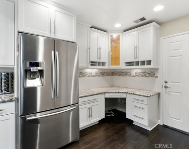 19 Dover Pl - Photo Thumbnail 11