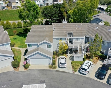 19 Dover Pl - Photo Thumbnail 28