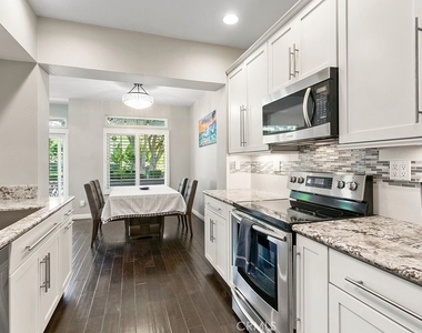 19 Dover Pl - Photo Thumbnail 10