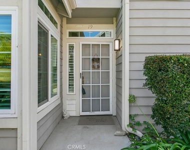 19 Dover Pl - Photo Thumbnail 2