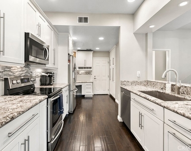 19 Dover Pl - Photo Thumbnail 9