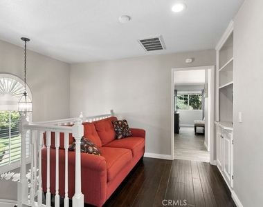 19 Dover Pl - Photo Thumbnail 15