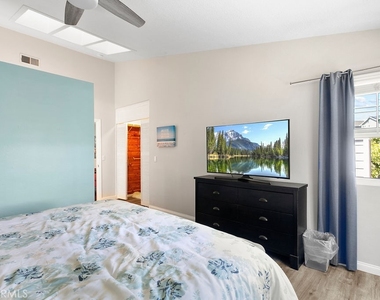 19 Dover Pl - Photo Thumbnail 18