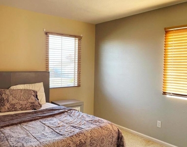 5224 Cedar Ridge Way - Photo Thumbnail 1