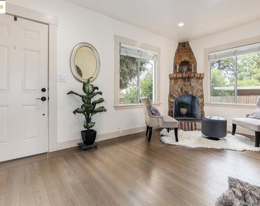 6454 Mokelumne Ave - Photo Thumbnail 12