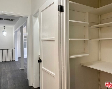 619 S La Brea Avenue - Photo Thumbnail 16