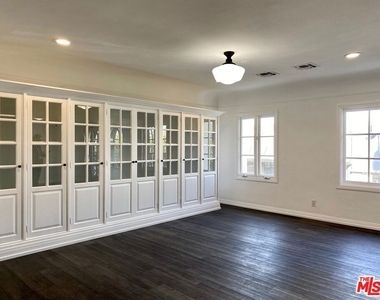 619 S La Brea Avenue - Photo Thumbnail 3