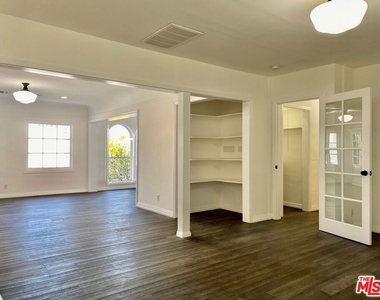 619 S La Brea Avenue - Photo Thumbnail 18