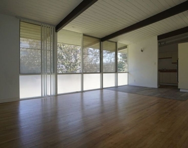 11133 Rose Avenue - Photo Thumbnail 1