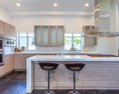615 6th Avenue - Photo Thumbnail 6