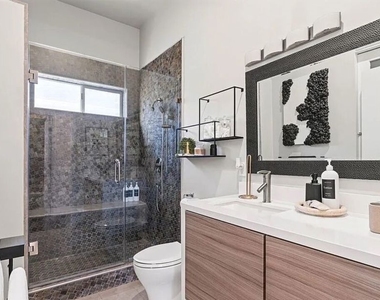 615 6th Avenue - Photo Thumbnail 34