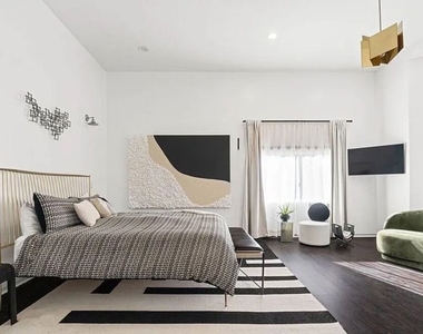 615 6th Avenue - Photo Thumbnail 8