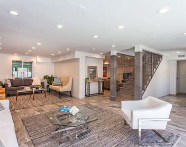 615 6th Avenue - Photo Thumbnail 30