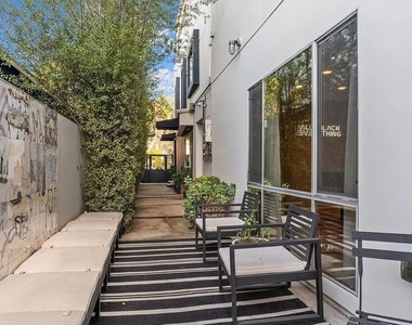 615 6th Avenue - Photo Thumbnail 35