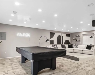 615 6th Avenue - Photo Thumbnail 24