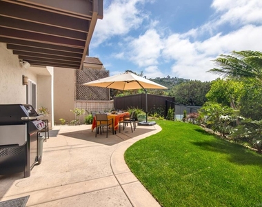 2452 Azure Coast Dr - Photo Thumbnail 37