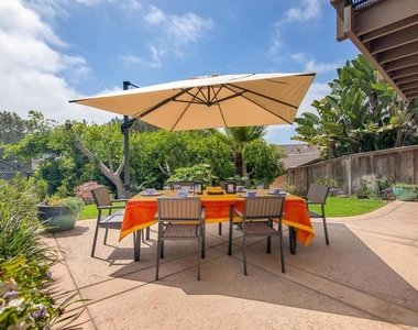 2452 Azure Coast Dr - Photo Thumbnail 38