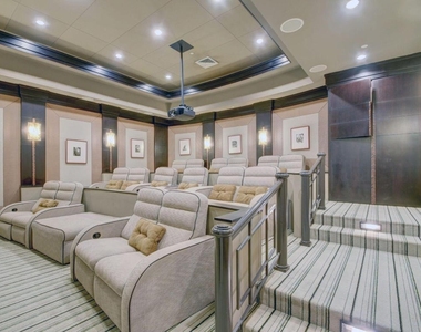 2700 N Ocean Drive - Photo Thumbnail 5