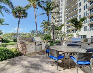 2700 N Ocean Drive - Photo Thumbnail 48
