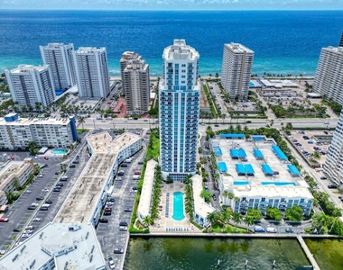 1945 S Ocean Drive - Photo Thumbnail 10