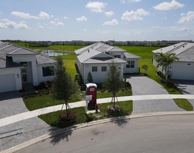 10231 Sw Latium Way - Photo Thumbnail 27