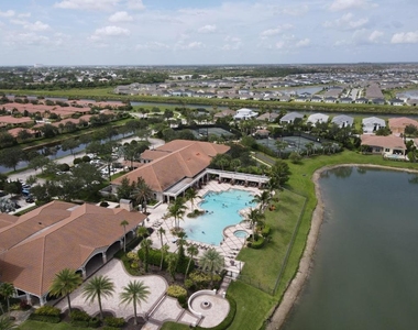 10231 Sw Latium Way - Photo Thumbnail 38