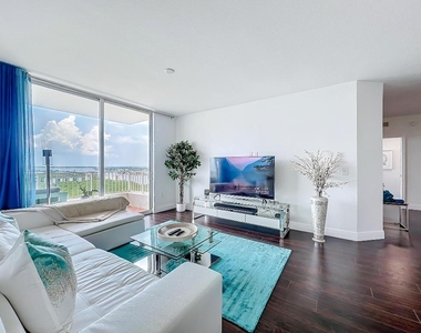 700 E Boynton Beach Boulevard - Photo Thumbnail 15