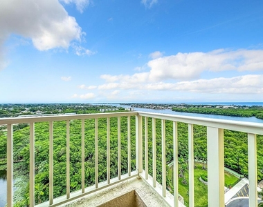 700 E Boynton Beach Boulevard - Photo Thumbnail 3