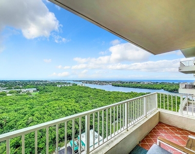 700 E Boynton Beach Boulevard - Photo Thumbnail 31