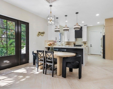 1920 Spanish Trail - Photo Thumbnail 8