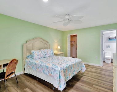 11000 S Ocean Drive - Photo Thumbnail 10