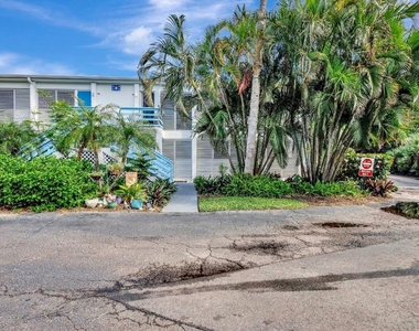 11000 S Ocean Drive - Photo Thumbnail 19
