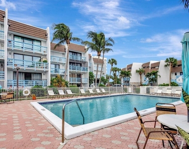 11000 S Ocean Drive - Photo Thumbnail 24