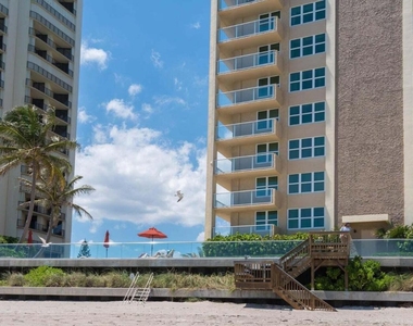 5440 N Ocean Drive - Photo Thumbnail 3