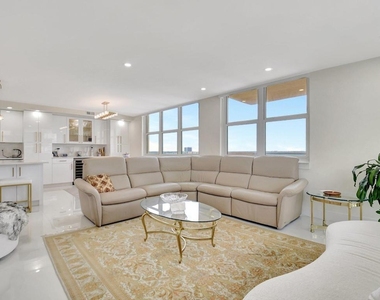 5440 N Ocean Drive - Photo Thumbnail 25