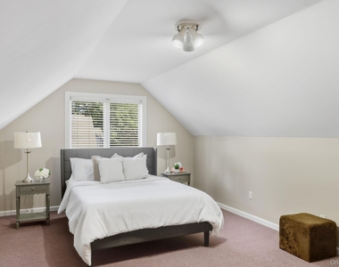 45 Evergreen Avenue - Photo Thumbnail 29