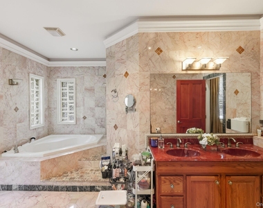 45 Evergreen Avenue - Photo Thumbnail 23