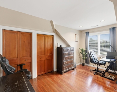 45 Evergreen Avenue - Photo Thumbnail 27