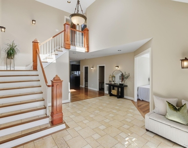 45 Evergreen Avenue - Photo Thumbnail 4