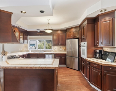 45 Evergreen Avenue - Photo Thumbnail 18