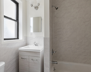 49 Willow Street - Photo Thumbnail 3