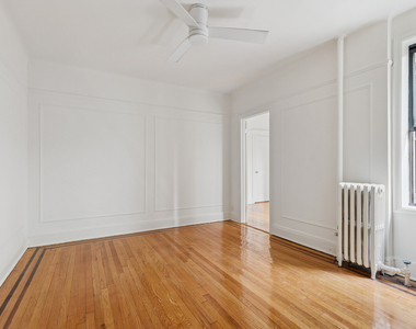 49 Willow Street - Photo Thumbnail 8