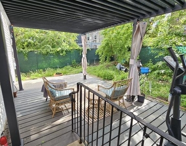 1400 N Bouvier Street - Photo Thumbnail 11