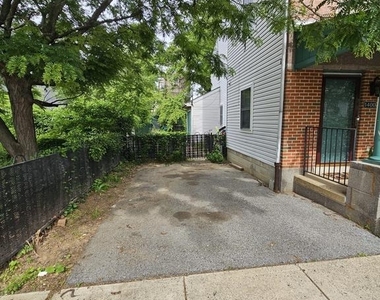 1400 N Bouvier Street - Photo Thumbnail 2